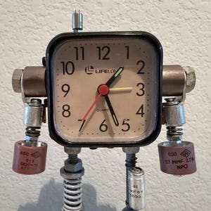 Handcrafted Vintage Retro Style Robot - Unique Collectible and Home Decor Piece, Retro Style, Perfect Gift for Tech & Toy Enthusiasts