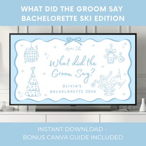 Puede incluir: Impresión digital azul claro con el texto "What did the Groom Say? Bachelorette Ski Edition". El diseño incluye ilustraciones de una bola de discoteca, champán, un esquiador y un árbol de Navidad. También se incluye el texto "Olivia's Bachelorette 20XX".
