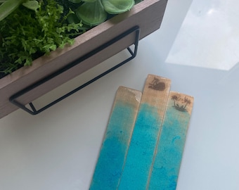 Marcapáginas de playa grabado en madera de arce y resina epoxi, hecho a mano en Quebec