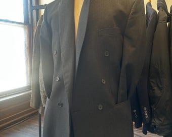 Traje de lana cruzado gris carbón / Solapa de pico Traje de hombre 38–40 / Cintura 33 / Artona / Estilo vintage Brooks Brothers / Vintage Armani