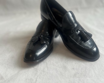 Vintage Herren-Slipper aus schwarzem Leder mit Quasten, Größe 9,5 D – Goodyear-rahmengenäht – Volllederschuh – Klassischer eleganter Slipper