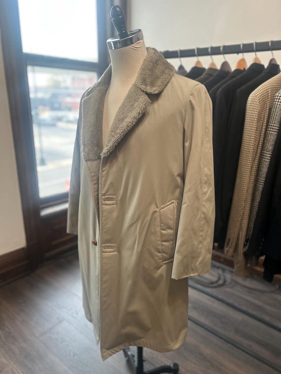 Vintage Mighty Mac Cream Coat, Faux Fur Lined, Windproof View 4