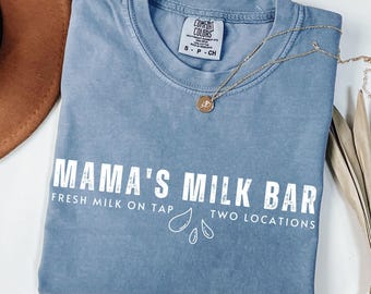 Maglietta per l'allattamento Comfort Colors®, regalo per neomamme, Milk Bar per l'allattamento, maglietta per mamme, macchina per il latte, Mamas Boobery, regalo per l'estrazione del latte