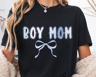 Comfort Colors® Junge Mom Shirt, Muttertagsgeschenk, Mama T-Shirt, Blau Toile Floral Boy Mama Shirt, Schwangerschaftansage Junge, Mama von Jungen Shirt