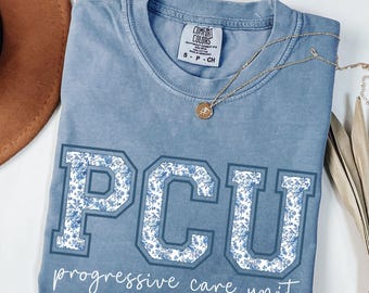 Comfort Colors® PCU-Krankenschwester-Shirt, PCU-Geschenke, RN-Abschluss, Krankenschwester-Shirt der blauen Toile-Gesundheitsstation, Herz-Krankenschwester-T-Stück, Stillhemd
