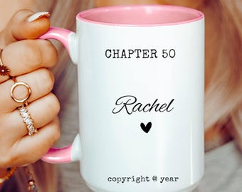 Mug 50e anniversaire personnalisé, cadeau personnalisé pour elle, tasse In My Fifties Era, Mug nom chapitre 50, cadeau 50e anniversaire pour femme, cadeau pour lui