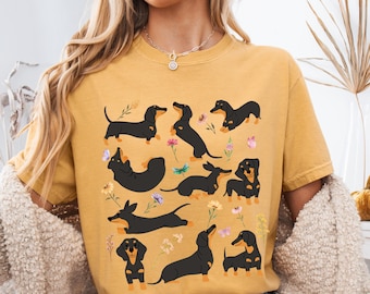 Comfort Colors® Cottagecore Doxieシャツ、ダックスフンドママ、ダックスフンドギフト、ダックスフンドママシャツ、犬ママギフト、犬好きギフト、ダックスフンドクリスマス