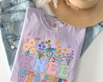 Camiseta de cerámica "Guerrera de reemplazo de rodilla", regalo perfecto después de la operación, "Que te mejores pronto para ella", para cirugía de rodilla, camiseta de té personalizada para cirugía de rodilla.