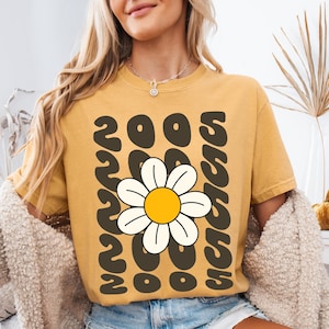 Comfort Colors® 2005 Shirt, 20th Birthday Shirt, Birth Year Shirt, 20th Birthday Gift For Women, Retro Shirt, Groovy Daisy Shirt, Friend Tee