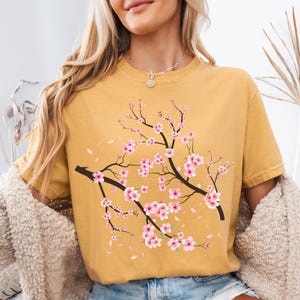 Comfort Colors® Vintage körsbärsblomsskjorta, japanskt körsbär, sakura-skjorta, körsbärsblomsälskare-skjorta, körsbärsblomssäsong, present till henne bild 6
