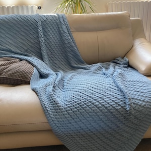 Knitted Blanket 160x200 – Blue Cable Pattern Bedspread, Scandinavian Bedroom Decor