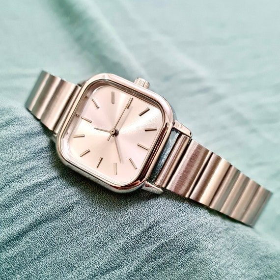 Woman Wrist Watch, Silver Color, Minimal Design, Silver Dial, Daily Usage Watch, Easy Adjustable Band, Square Design Watch, Stick Indexes