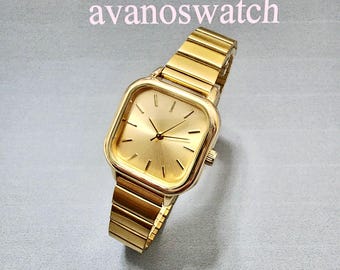 Woman Wrist Watch, Gold Color, Minimal Design, Gold Dial, Daily Usage Watch, Easy Adjustable Band, Square Design Watch, Stick Indexes, Cool