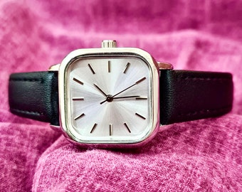 Woman Wrist Watch, Silver Color, Minimal Design, Silver Dial, Daily Usage Watch, Faux Leather Band, Square Design Watch, Stick Indexes
