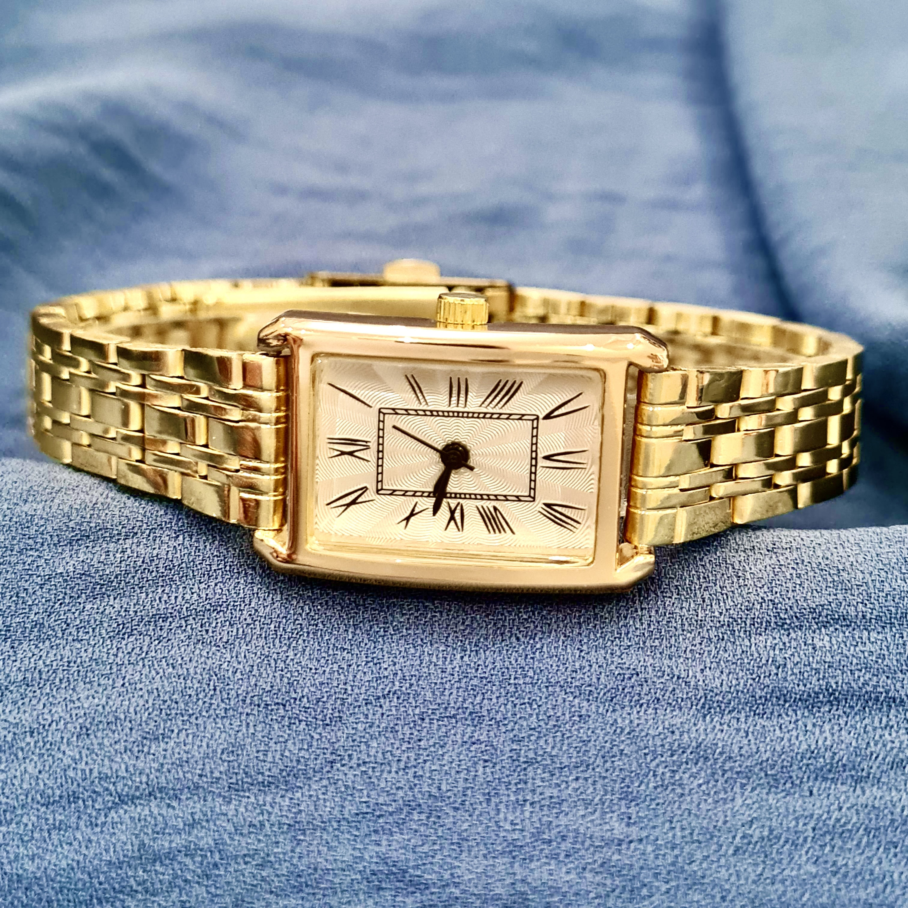 Woman Wrist Watch, Gold Colour Watch, Roman Numeral Dial 