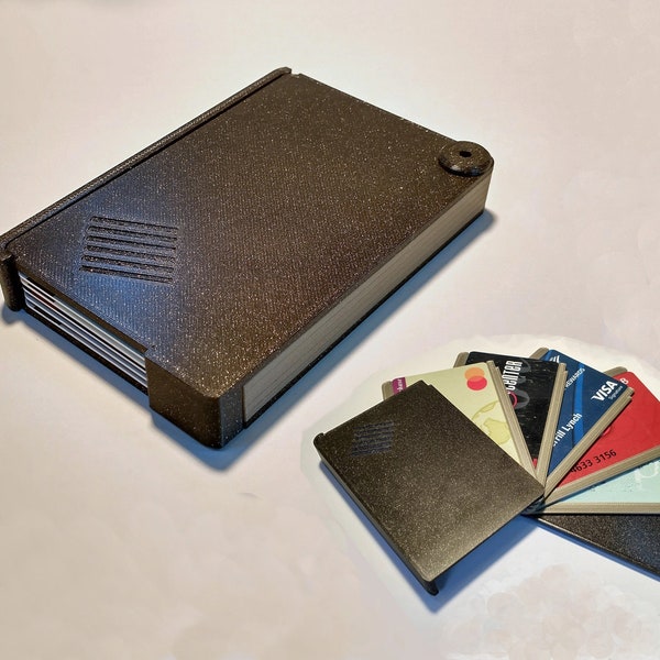 3D Printed Fan-Out Card Wallet