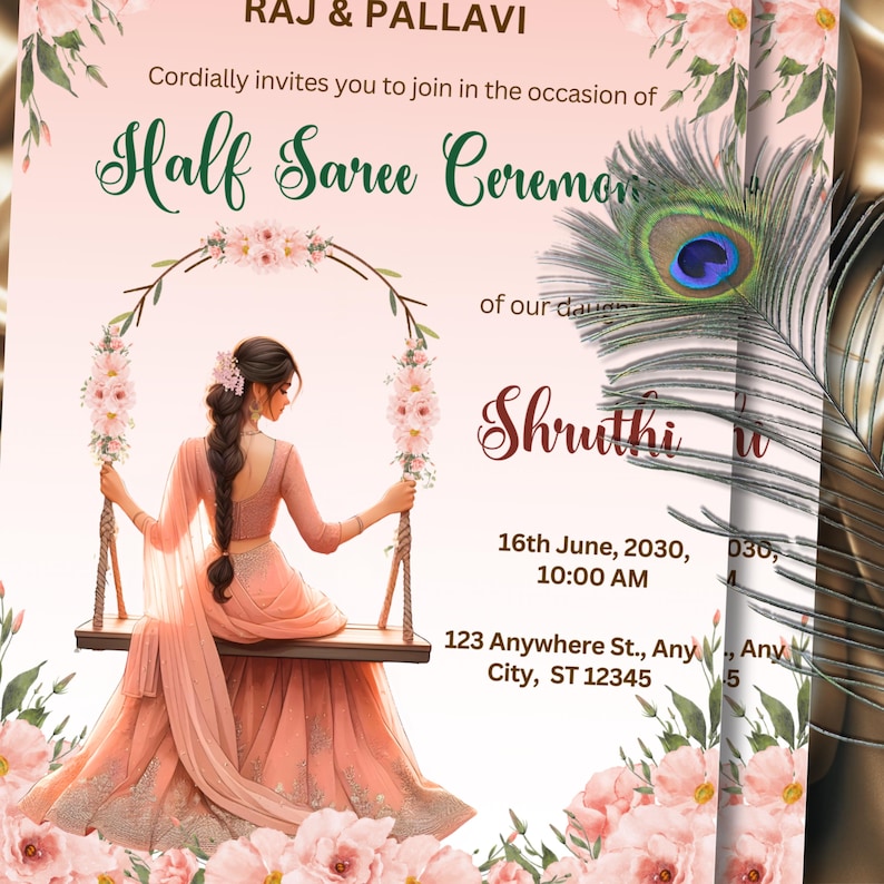 K&ouml;nnte beinhalten: Eine rosa und gr&uuml;ne Einladungskarte mit einem Blumendesign und einer Pfauenfeder. Der Text auf der Karte lautet "RAJ & PALLAVI Herzliche Einladung zur Teilnahme an der Halb-Saree-Zeremonie unserer Tochter Shruthi 16. Juni 2030, 10:00 Uhr 123 Anywhere St., Any, Any City, ST 12345"