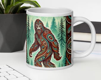 Tazza in ceramica con motivo tribale Bigfoot - 3 opzioni di dimensioni, design unico con arte della foresta Sasquatch - Tazza da caffè Yeti - Regalo per gli amanti del Sasquatch