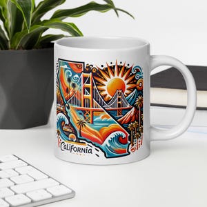 California Travel Mug – Vibrant Golden Gate Bridge & Sunset Design, Souvenir Coffee Cup, West Coast Gift Idea, Scenic California Ceramic Mug