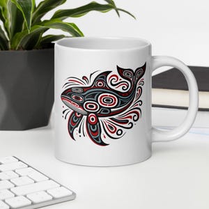 Pacific Northwest Whale Mug – Indigenous Tribal Orca Coffee Cup – Native Art Wildlife Gift