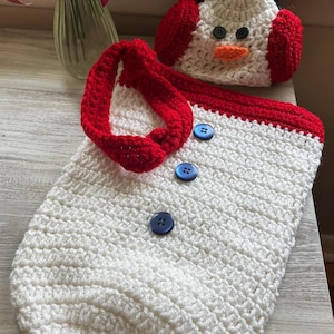 Crochet Snowman baby outfit 0-3 months photo prop hat & sack handmade outfit!