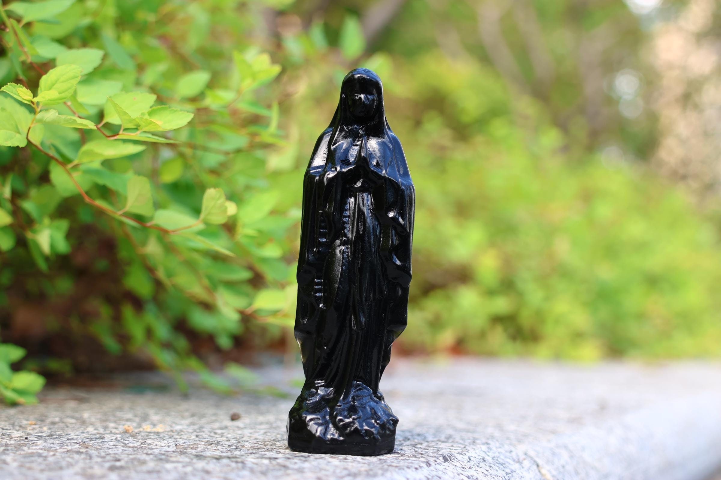 ブラックマドンナ - Etsy 日本