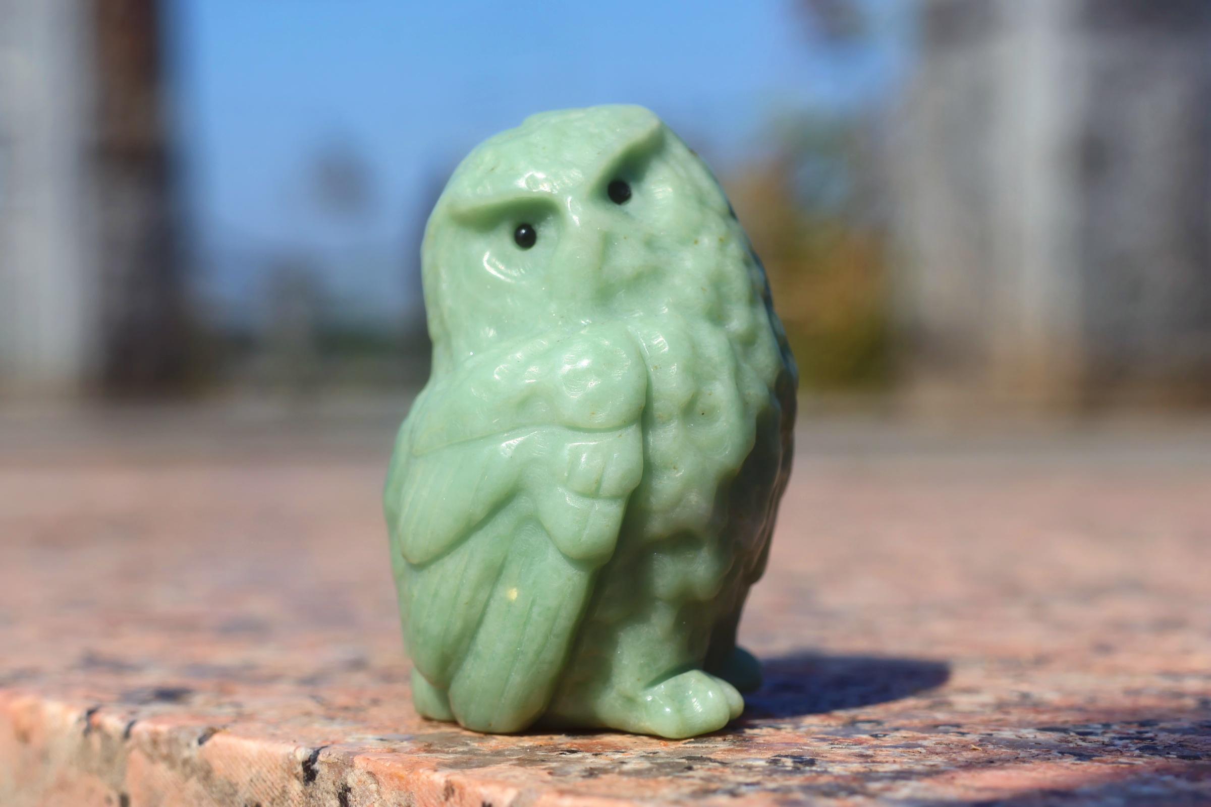 2.3 天然ドゥシャン翡翠フクロウ、クォーツクリスタル彫刻、クリスタル