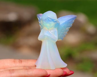 Angelo in opalite intagliato, statuetta di angelo in cristallo intagliata a mano, statua di angelo in cristallo curativo, decorazione spirituale Reiki, regalo unico