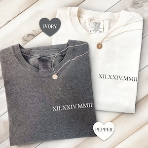 Comfort Colors Roman Numeral Shirt: Personalized Wedding Date Tee 画像 3