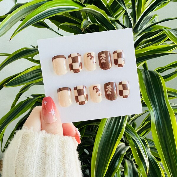 24 Pcs Coffee Colored Press On Nails, Short Nails, Square Nails, Nude Nails, Glue On Nails, Press On Nails, Nail Kit, Gift for Her