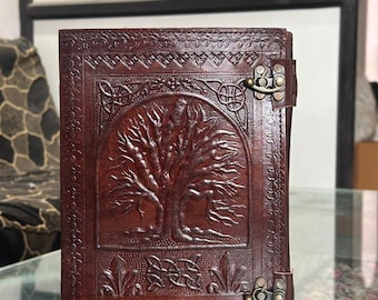 Journal en cuir Arbre de vie | Carnet de notes en relief fait main, grimoire, carnet de croquis