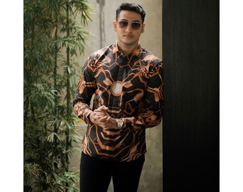 Mark VII Mensbatik Modern herenbatikshirt met lange mouwen voor jongeren, herenbatik, batik, herenbatikrok, herenbatikshirts, batikshirts