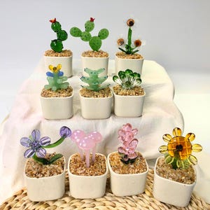 Glass Potted Plants,Handmade Glass Succulents,Cactus & Flowers, Stained Glass House Plants, Artificial Decor for Cactus Lovers,Gift for Her