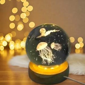 3D Jellyfish Crystal Ball Lamp, Moon Ocean Theme LED Night Light, Underwater Jellyfish Marine Life Ocean Lover Gift, Sea Life Home Decor