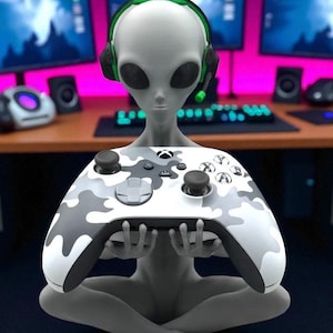Alien Controller Stand | Funny Alien Gamepad Holder | Gamer Room Decor