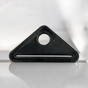 Triangle Toothpaste Tube Squeezer: Simple Design image 3