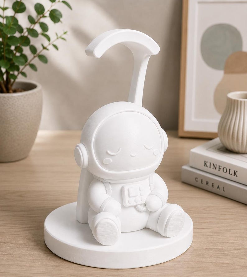 Hörlursstativ för sömnig astronaut | Hållare för rymdspelsskrivbordsdekoration bild 4