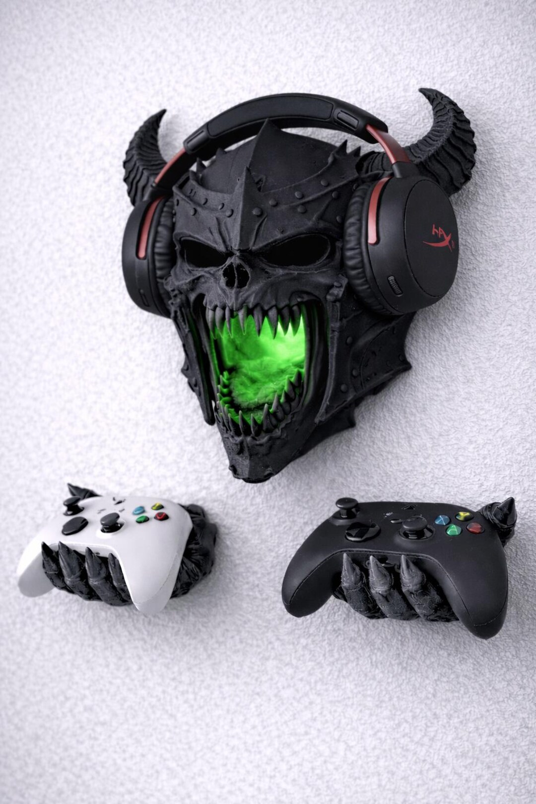 RGB Demon Knight Wall Mount | Gaming Headphone & Controller Holder - Etsy