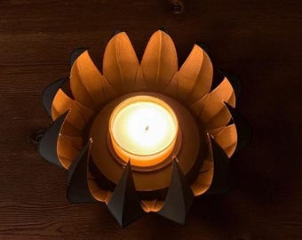 Portavelas floral: Bandeja para velas con pétalos, diseño floral