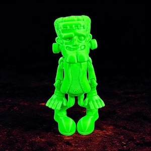 Flexible Frankenstein Figure | Halloween Frankenstein Toy | Articulated Horror Figurine | Spooky Monster Decoration