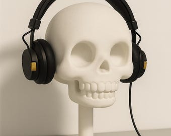 Chibi Skull Headphone Stand: Gothic Desk Decor