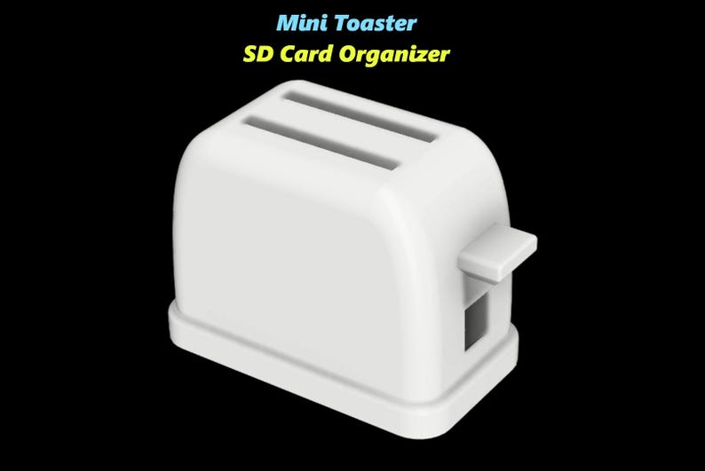 Puede incluir: Organizador de tarjetas SD en forma de mini tostadora de pl&aacute;stico blanco. El organizador tiene dos ranuras para tarjetas SD.