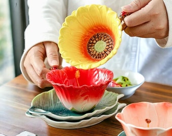 Ensemble de tasses à café florales en céramique - Mug à latte avec soucoupe pour le thé de l'après-midi, le petit-déjeuner et les cadeaux