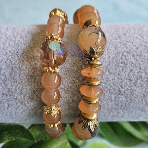Bracelet light brown pearls, set of 2