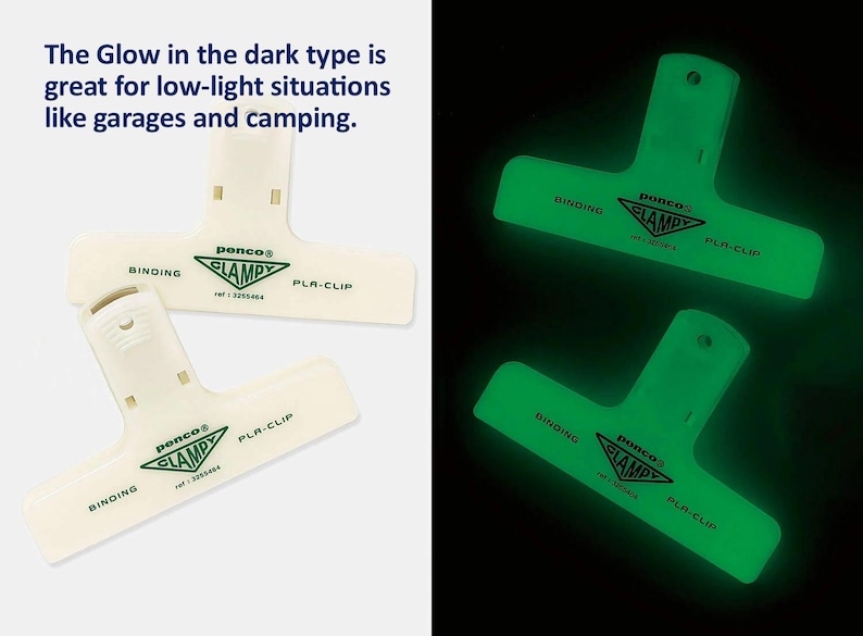 Puede incluir: Pinzas de encuadernaci&oacute;n de pl&aacute;stico blanquecino con texto verde y funci&oacute;n que brilla en la oscuridad. El texto en las pinzas dice "penco CLAMPY PLR-CLIP". La imagen tambi&eacute;n incluye el texto "The Glow in the dark type is great for low-light situations like garages and camping."