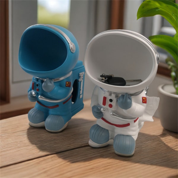 Modern and simple astronaut creative paper box ornaments. Resin astronaut key storage ornaments for entrance hall and living room