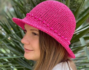 Vintage Bright Pink Raffia Staw Basket Weave Ladies Cloche  display picture 2