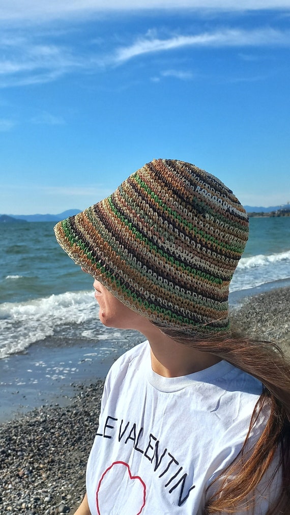 Woven Crochet Straw Bucket Hat Handmade Sun Protection Travel Accessory Amazon.com: JUENAWMIU Wide Brim Colorful Crochet Straw Hat  main image 2