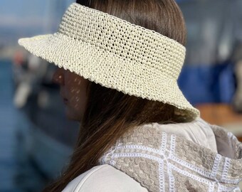 COSSIKA Chapeau de Soleil en Paille de Raphia pour Femmes, Seau de Protection Solaire Creux à Grand Bord et Frange