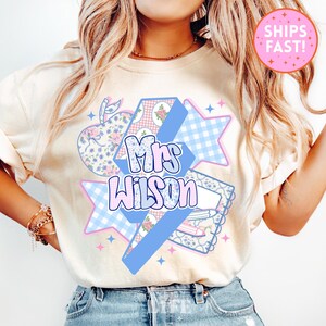 Custom Teacher Shirt Gift for Teacher Name Shirt Back to School Shirt Teacher Team Shirts Preppy Teacher Bow Teacher Gifts Personalized Cute